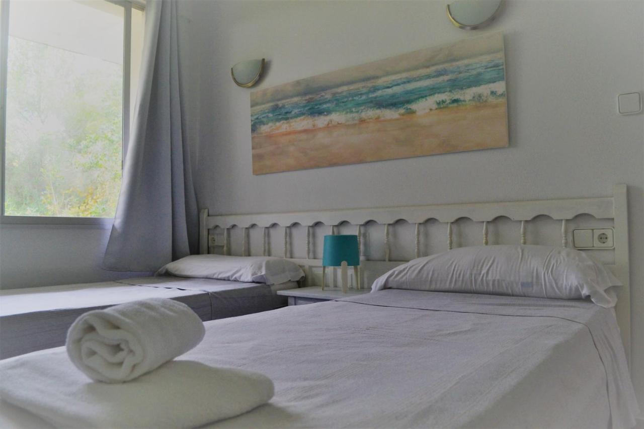 Apartamentos Cana Sofia Cala Llonga  Room photo